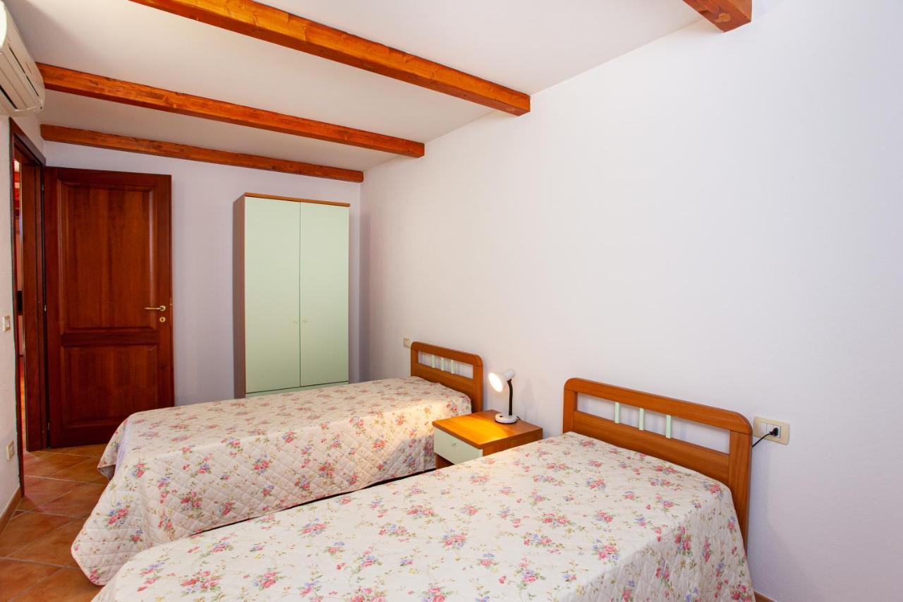 Appartamento Sole Mare Citai San Teodoro  Exterior foto