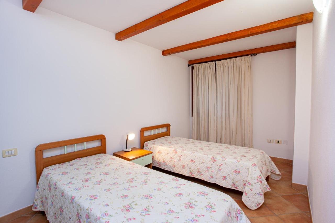 Appartamento Sole Mare Citai San Teodoro  Exterior foto